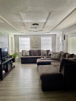 500 N 8th St in Richmond, TX - Building Photo