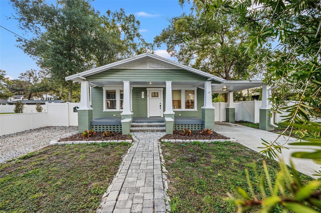 905 E Louisiana Ave in Tampa, FL - Building Photo