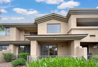 705 W Queen Creek Rd in Chandler, AZ - Foto de edificio - Building Photo