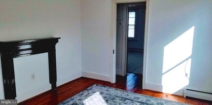 516 Franklin Ave in Phoenixville, PA - Foto de edificio - Building Photo