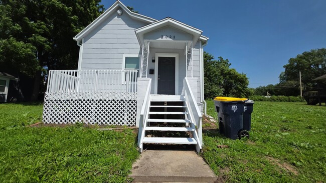 property at 2023 Montgall Ave