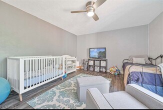 1430 Park Shore Cir in Ft. Myers, FL - Building Photo - Building Photo