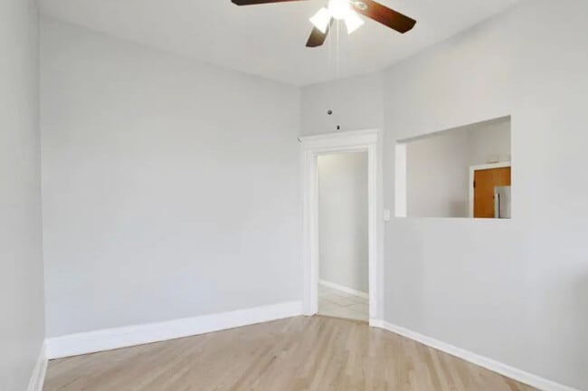 2941 W Belmont Ave in Chicago, IL - Building Photo - Building Photo