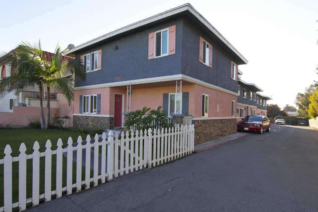 1352 13th St in Imperial Beach, CA - Building Photo