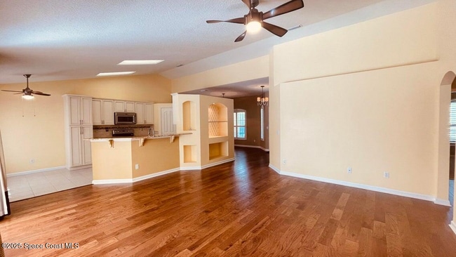 1829 SW Hickock Terrace in Port St. Lucie, FL - Building Photo - Building Photo