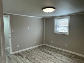 207 S North St in Johnson City, TN - Building Photo - Building Photo