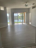 575 SE 29th Dr in Homestead, FL - Building Photo