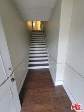 2932 1/2 Normandie Ave in Los Angeles, CA - Building Photo - Building Photo