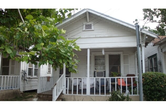 2605 Alabama St in Houston, TX - Building Photo