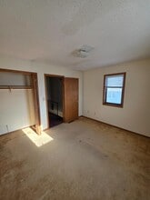 2948 Warwick Lp in Bismarck, ND - Building Photo - Building Photo