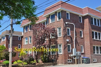 132 Elton St in Providence, RI - Building Photo - Building Photo