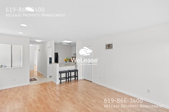 2905 Cowley Way in San Diego, CA - Building Photo - Building Photo