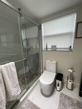 500 Oaks Ln in Pompano Beach, FL - Building Photo - Building Photo