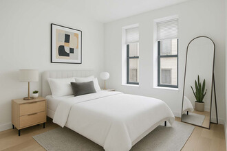 387 6th Ave in New York, NY - Building Photo - Building Photo