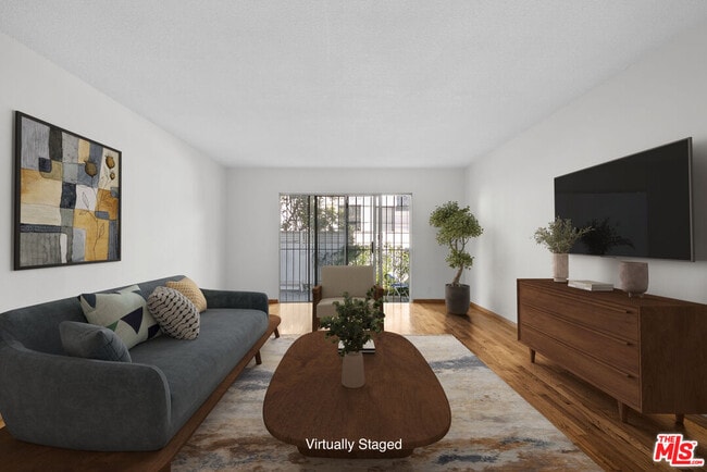 property at 824 S Shenandoah St