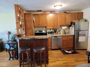 50 Green St, Unit 101 in Brookline, MA - Building Photo - Building Photo