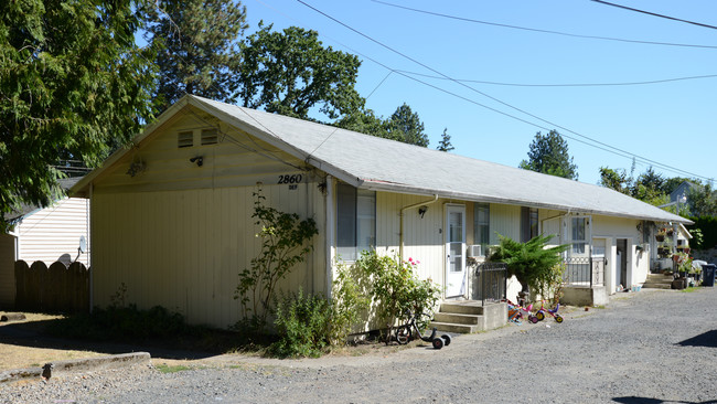 2820 SW 178th Ave in Beaverton, OR - Building Photo - Building Photo