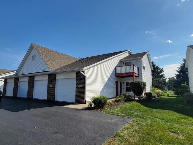 7345 Wallingford Way, Unit Condo for rent in Rockford, IL - Building Photo - Building Photo