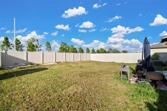 5430 Blue Azure Dr in Wimauma, FL - Building Photo - Building Photo