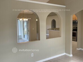 1164 St Tropez Ct in Kissimmee, FL - Foto de edificio - Building Photo