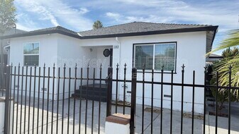 1508 Norton St in Pittsburg, CA - Building Photo