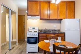 307 Thompson - Furnished Studios in Ann Arbor, MI - Building Photo - Building Photo