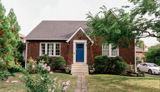 1609 Linden Ave-Unit -Unit B in Nashville, TN - Foto de edificio - Building Photo
