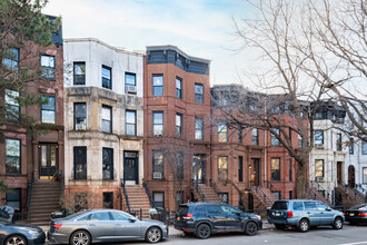 484 2nd St in Brooklyn, NY - Building Photo - Building Photo