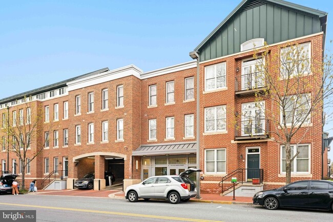 property at 35 E All Saints St