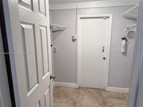 7761 NW 34th St in Hollywood, FL - Building Photo - Building Photo