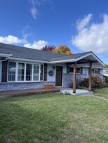 820 Takena St SW in Albany, OR - Building Photo