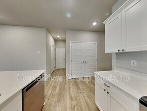 5820 W Yorktown Ln in Spokane, WA - Building Photo - Building Photo