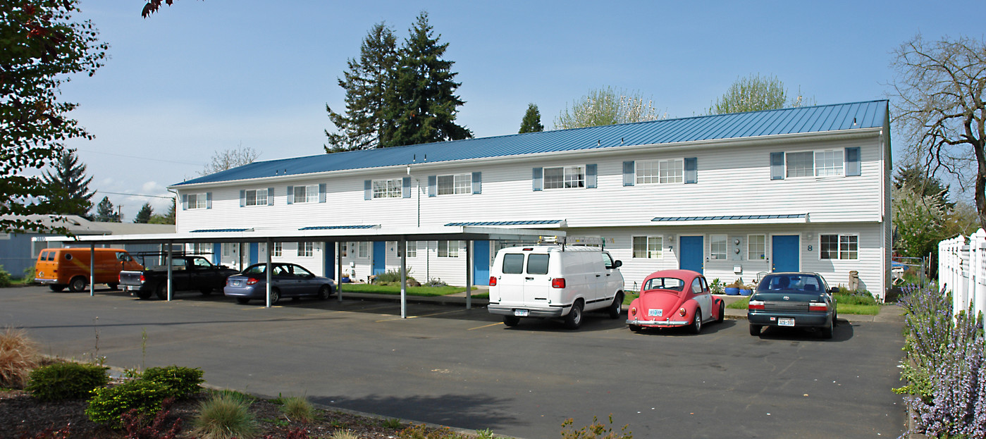 2660 S Main Rd in Lebanon, OR - Building Photo