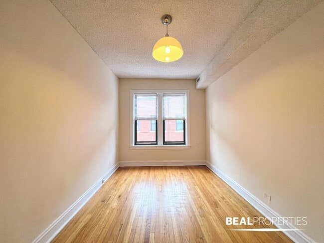 property at 3519 N Racine Ave