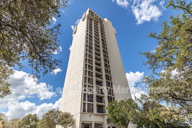 7701 Wurzbach Rd in San Antonio, TX - Building Photo - Building Photo