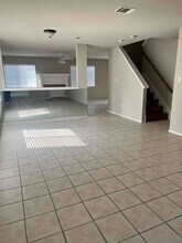 1000 Laurelleaf Dr in Pflugerville, TX - Building Photo - Building Photo