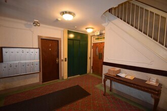 117 Park Dr in Boston, MA - Building Photo - Building Photo