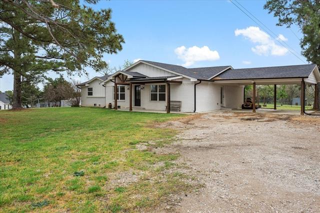 8082 County Rd 308 in Grandview, TX - Building Photo - Building Photo