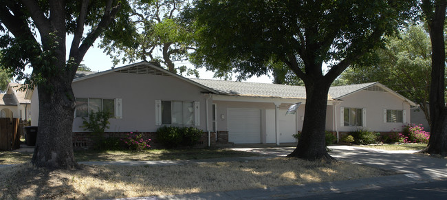 2294-2296 Mt. Diablo St in Concord, CA - Building Photo - Building Photo