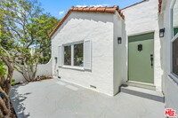 2214 Benecia Ave in Los Angeles, CA - Building Photo - Building Photo