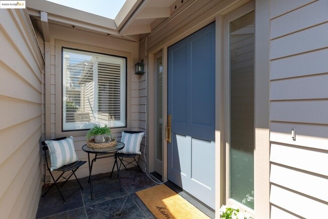 64 Schooner Hill in Oakland, CA - Building Photo - Building Photo