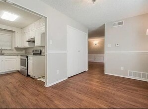 520 Pecan Acres Ct in Arlington, TX - Building Photo - Building Photo