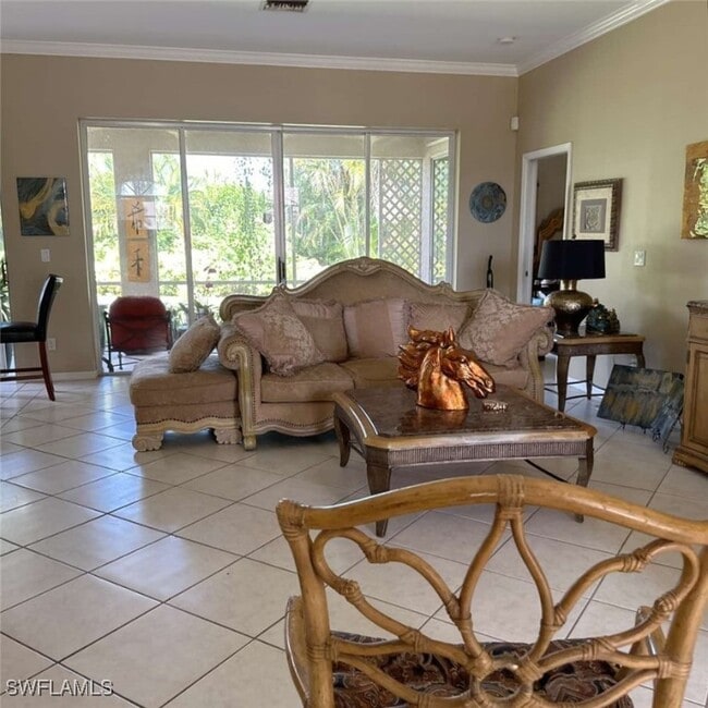 property at 11082 Lakeland Cir