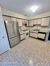 241 Century Way in Englishtown, NJ - Building Photo - Building Photo