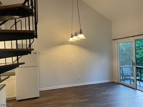 1 Snowbird Ct in Vernon, NJ - Building Photo - Building Photo