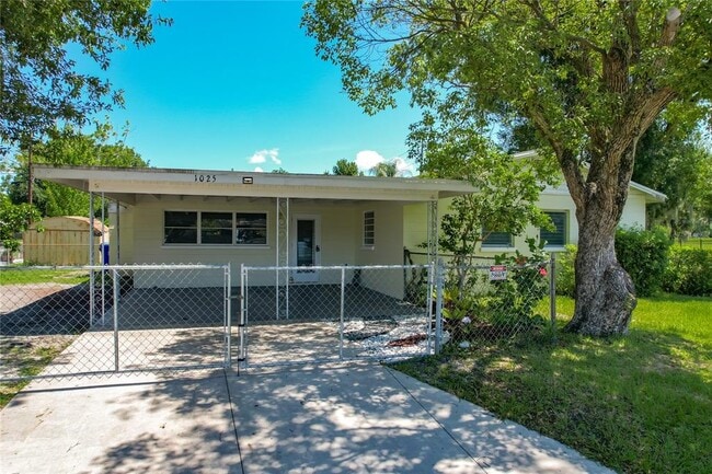 1025 S Central Ave in Lakeland, FL - Building Photo - Building Photo