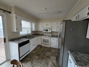 7517 N Lydia Ave in Kansas City, MO - Building Photo - Building Photo