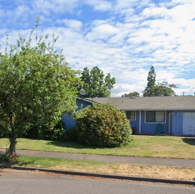 property at 429 Lindley Ln