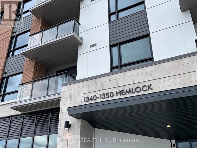 1350 Hemlock Rd in Ottawa, ON - Building Photo - Building Photo
