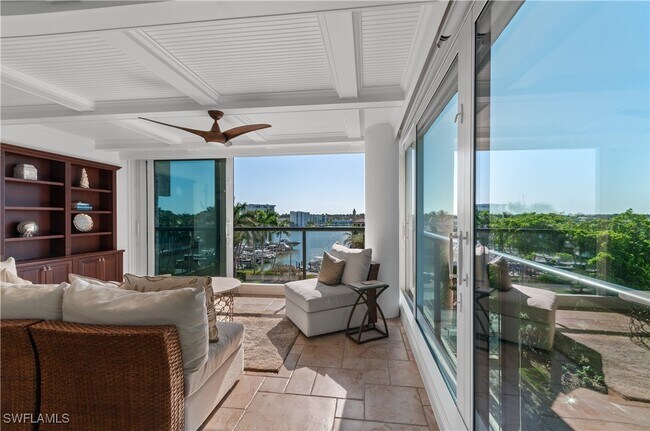 property at 4031 Gulf Shore Blvd N